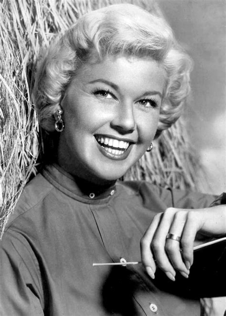 Doris Day Biography, Age, Height, Husband, Net Worth, Family