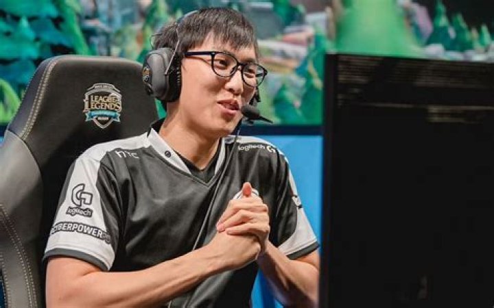 Doublelift Biography, Age, Height, Wife, Net Worth, Family