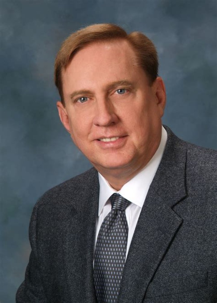 Douglas Macgregor Biography, Age, Height, Wife, Net Worth and Family