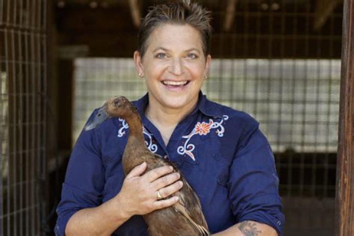 Duskie Estes Biography, Age, Height, Husband, Net Worth, Family