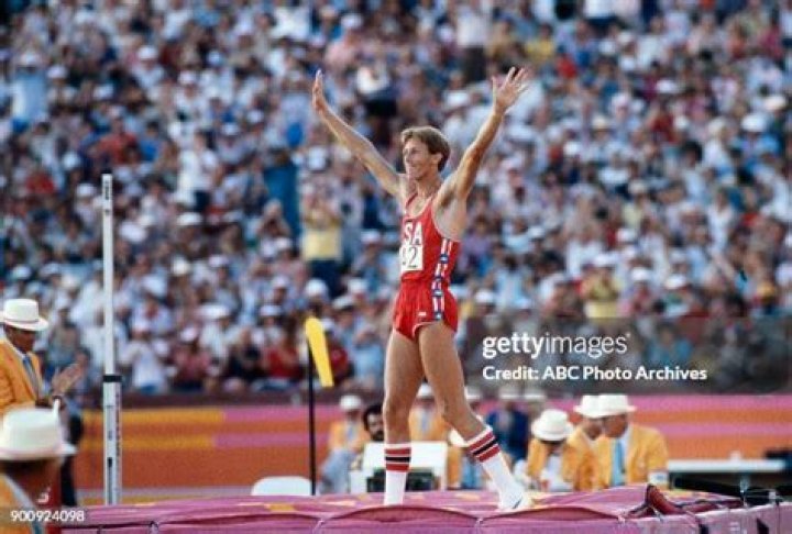 Dwight Stones Biography, Age, Height, Wife, Net Worth, Family