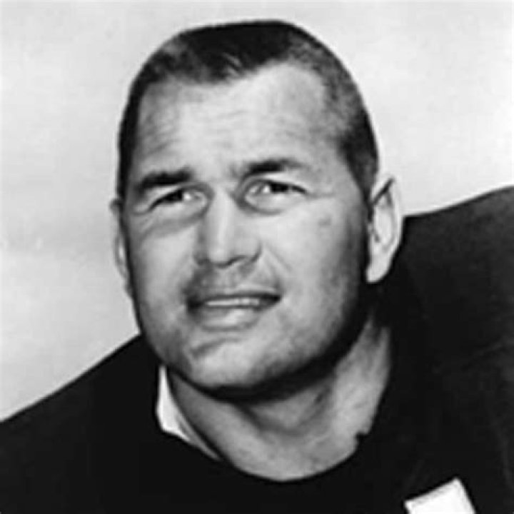 Earl Leggett Biography, Age, Height, Wife, Net Worth and Family