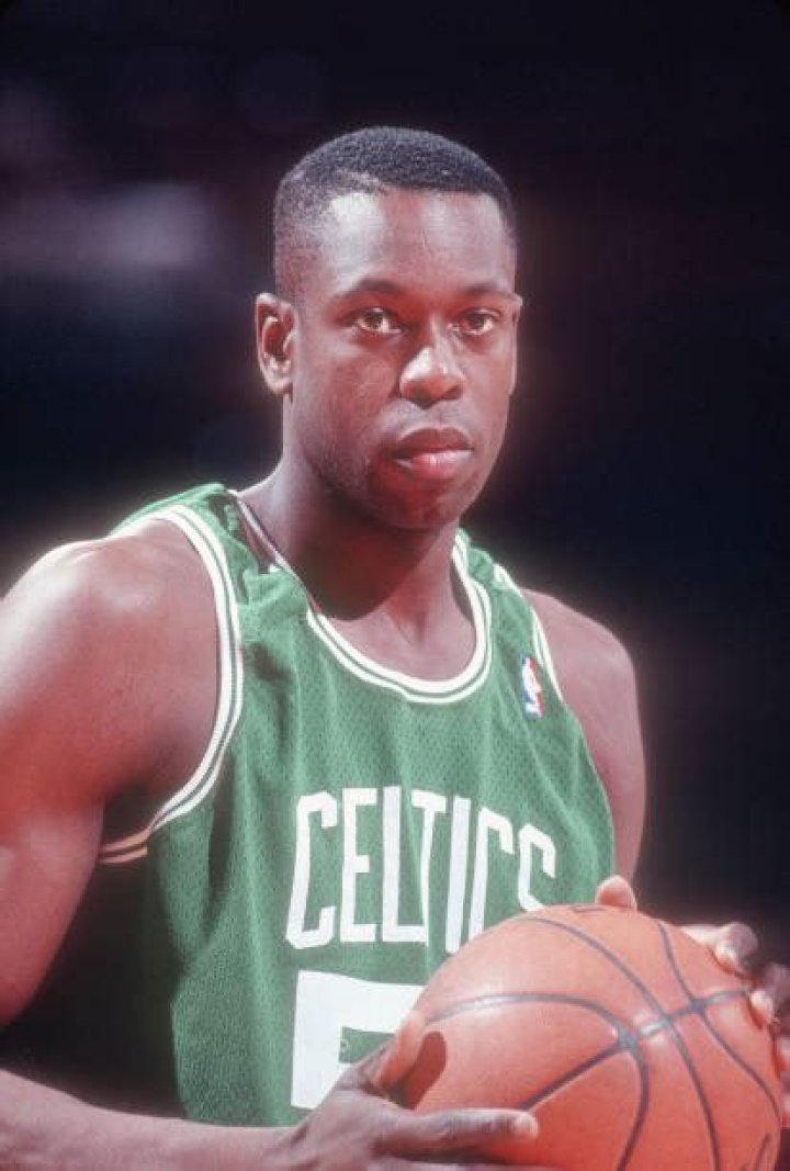 Ed Pinckney Biography, Age, Height, Wife, Net Worth, Family