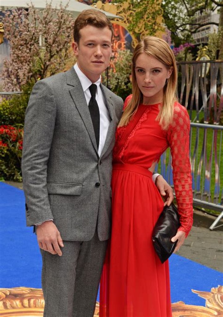 Ed Speleers Biography, Age, Height, Wife, Net Worth, Family