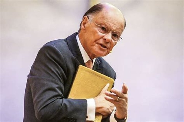 Edir Macedo Biography, Age, Height, Wife, Net Worth and Family