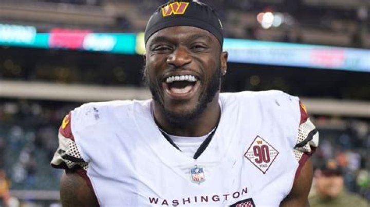 Efe Obada Biography, Age, Height, Wife, Net Worth, Family