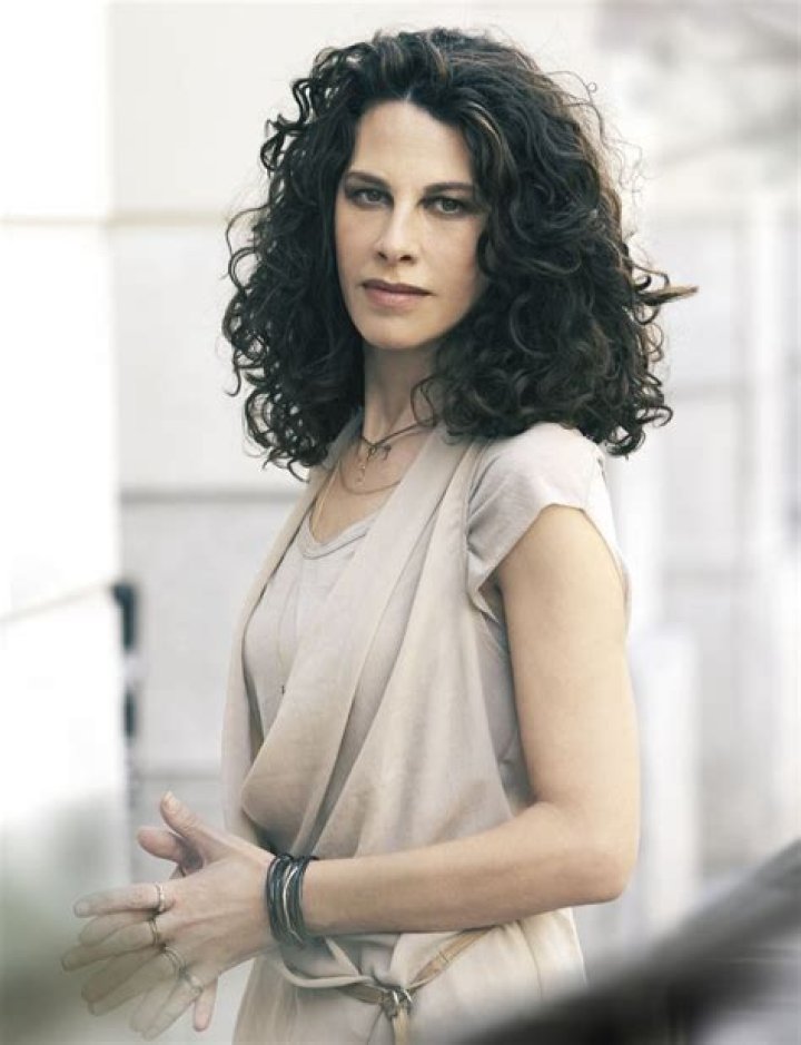 Eleftheria Arvanitaki Biography, Age, Height, Husband, Net Worth, Family