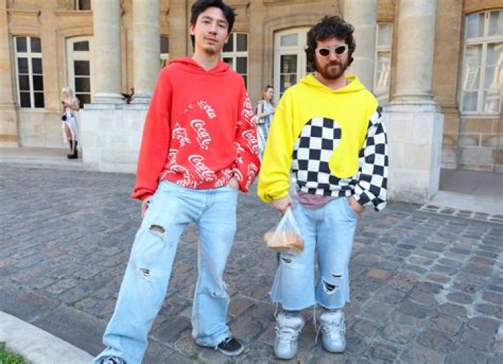 Eli Russell Linnetz biografía, edad, altura, esposo, net worth, familia