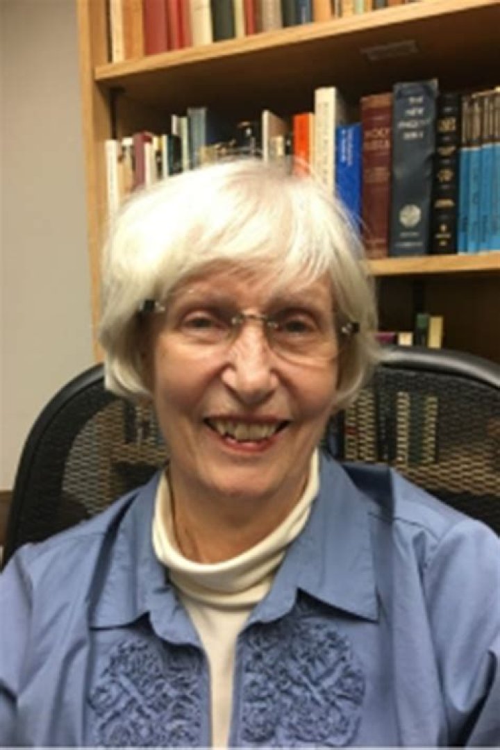 Elizabeth Fisher Biography, Age, Height, Husband, Net Worth, Family