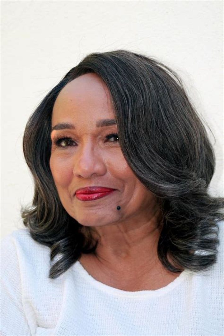 Ella Joyce Biography, Age, Height, Husband, Net Worth, Family