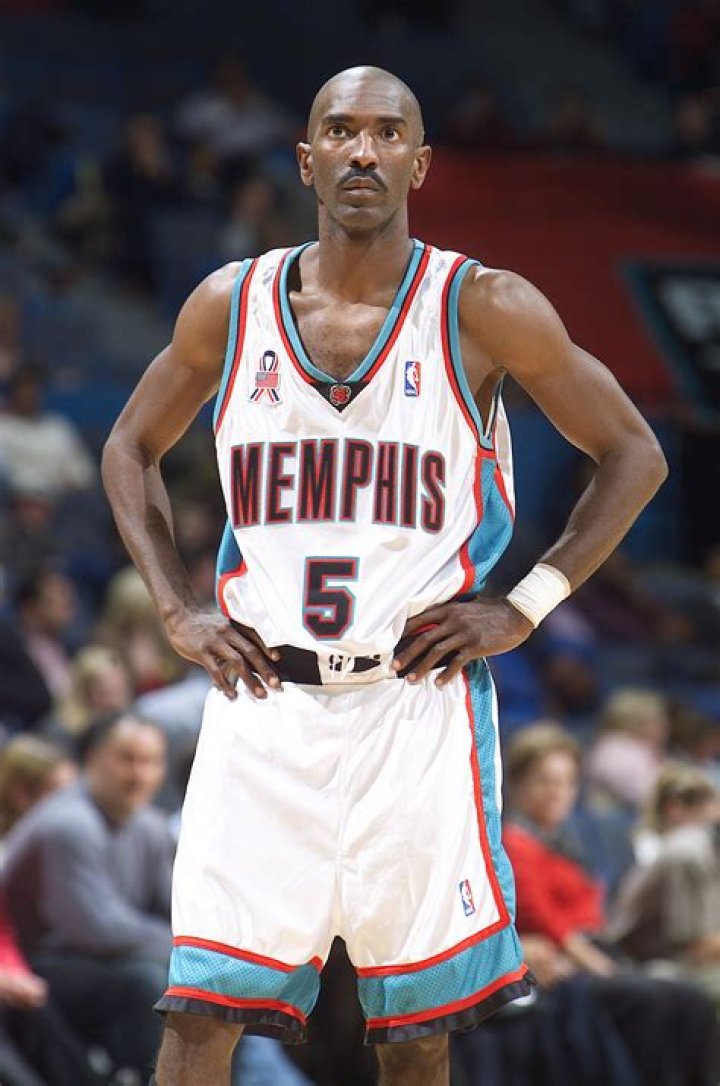 Elliot Perry Biography, Age, Height, Wife, Net Worth, Family