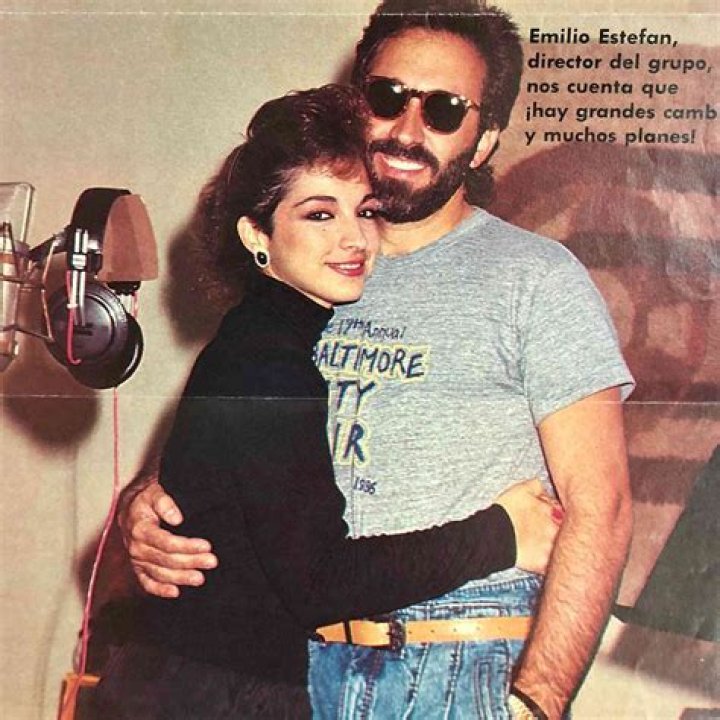 Emilio Estefan Biography, Age, Height, Wife, Net Worth, Family