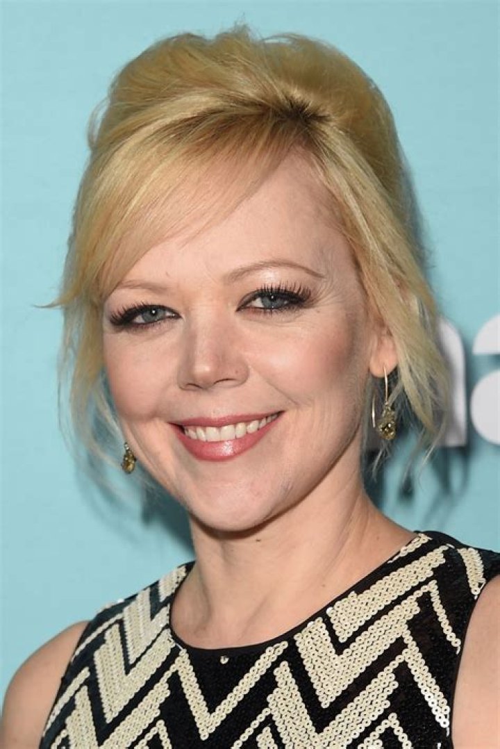 Emily Bergl biografía, edad, altura, esposa, net worth, familia