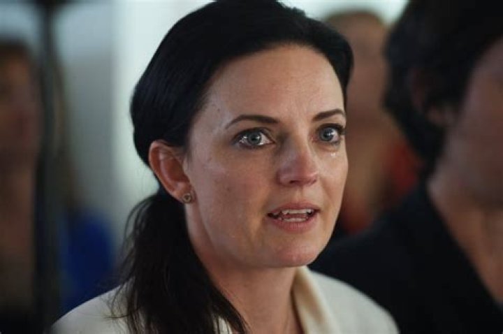 Emma Husar Biography, Age, Height, Husband, Net Worth, Family