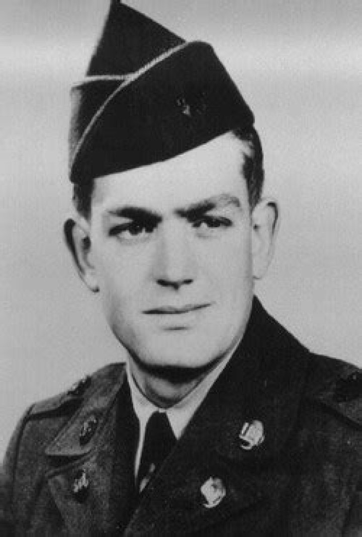 Emory L. Bennett Biography, Age, Height, Wife, Net Worth and Family