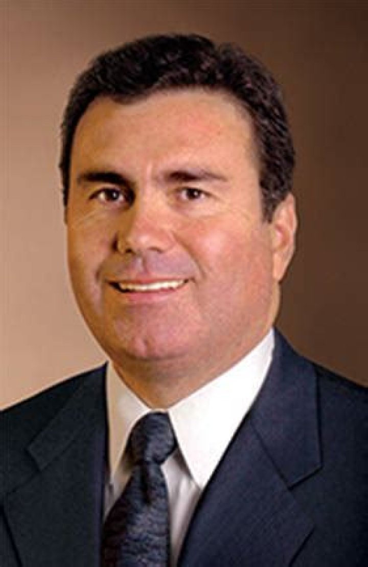 Enrique Hernandez Jr. Biography, Age, Height, Wife, Net Worth, Family