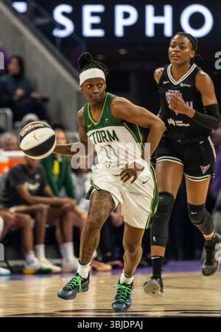 Erica Wheeler Biography, Age, Height, Husband, Net Worth, Family