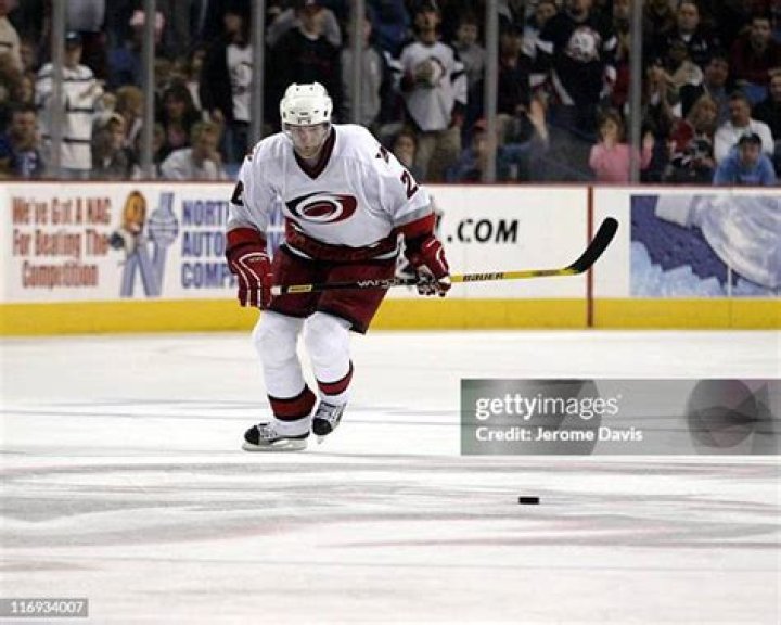 Erik Cole Biography, Age, Height, Wife, Net Worth, Family