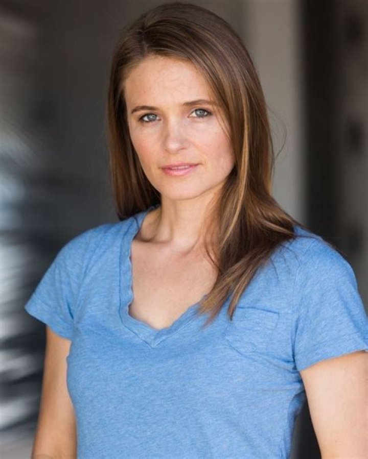 Erin Kelly Biography, Age, Height, Husband, Net Worth, Family