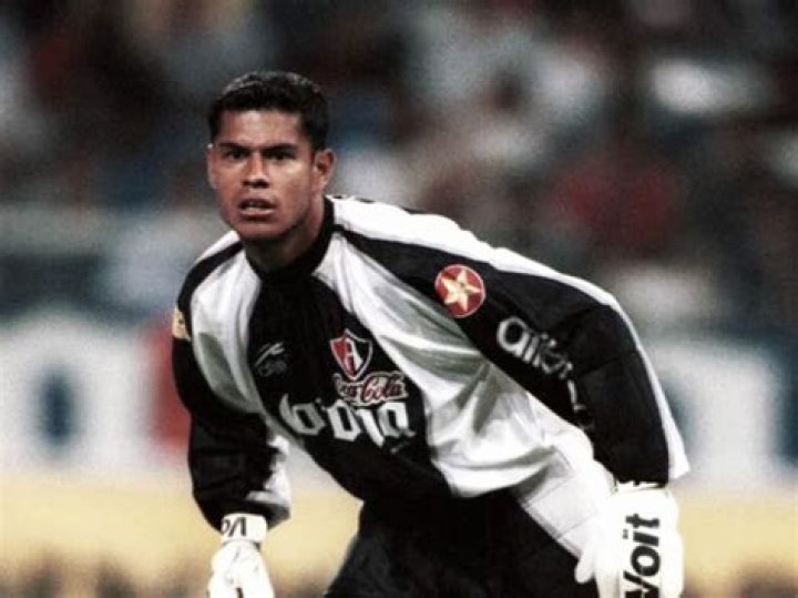 Erubey Cabuto Biography, Age, Height, Wife, Net Worth, Family