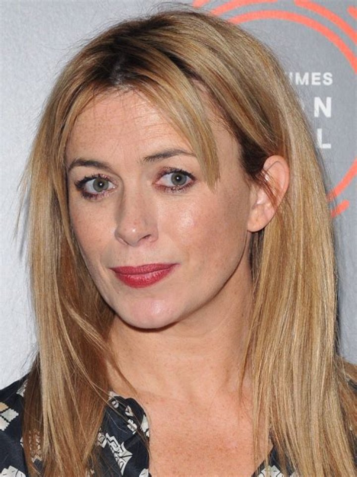 Eve Myles Biography, Age, Height, Husband, Net Worth, Family