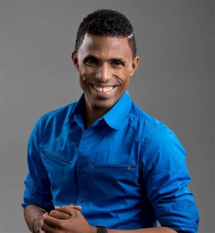 Fausto Mata biografía, edad, altura, esposo, net worth, familia