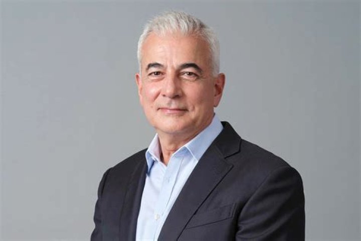 Fernando Zobel de Ayala Biography, Age, Height, Wife, Net Worth, Family