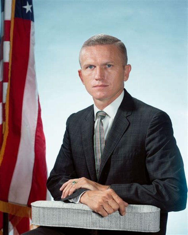 Frank Borman biografía, edad, altura, esposo, net worth, familia