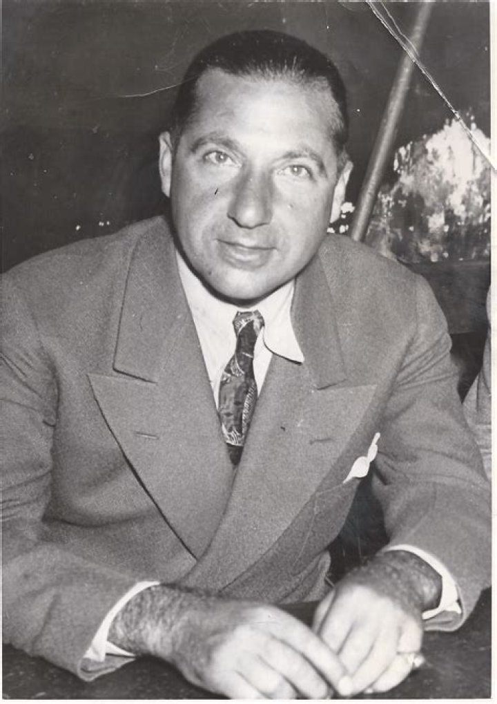 Frank Costello Biography, Age, Height, Wife, Net Worth, Family