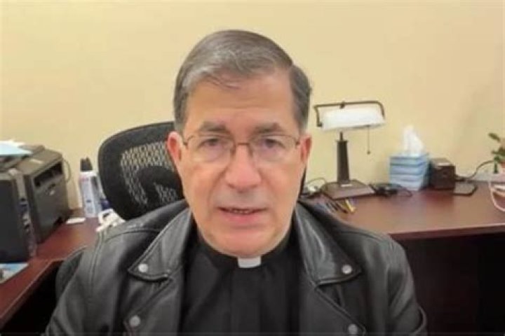 Frank Pavone Biography, Age, Height, Wife, Net Worth, Family