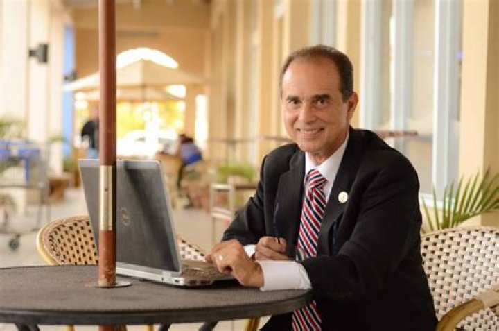 Frank Suarez Biography, Age, Height, Wife, Net Worth, Family