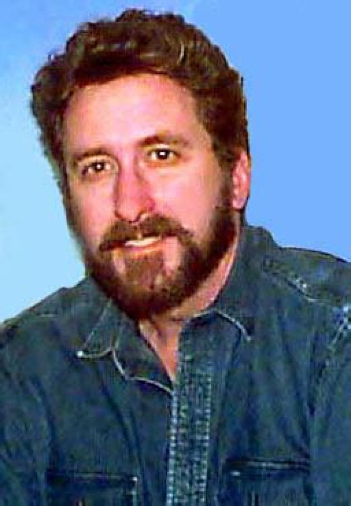 Fraser C. Heston Biography, Age, Height, Wife, Net Worth, Family