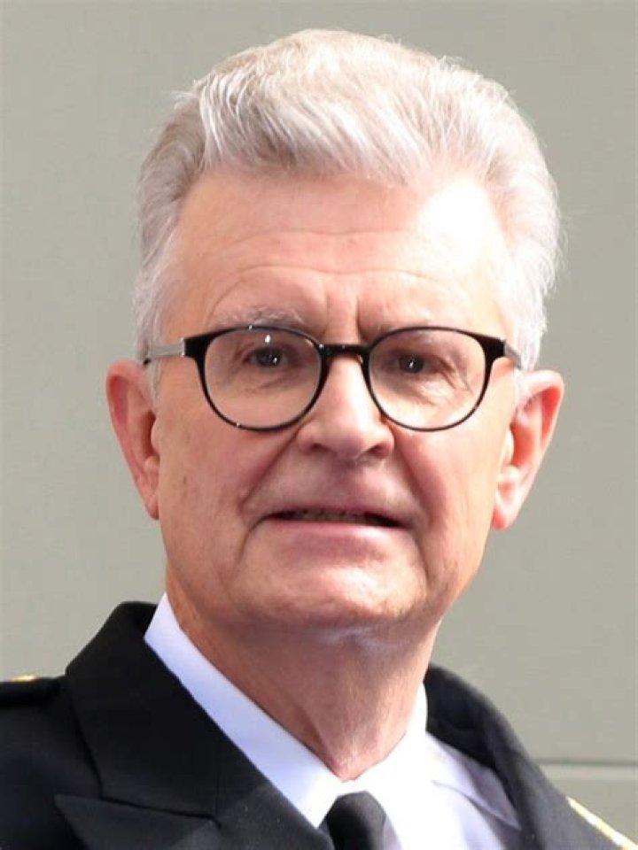 Fred Grandy biografía, edad, altura, esposo, net worth, familia