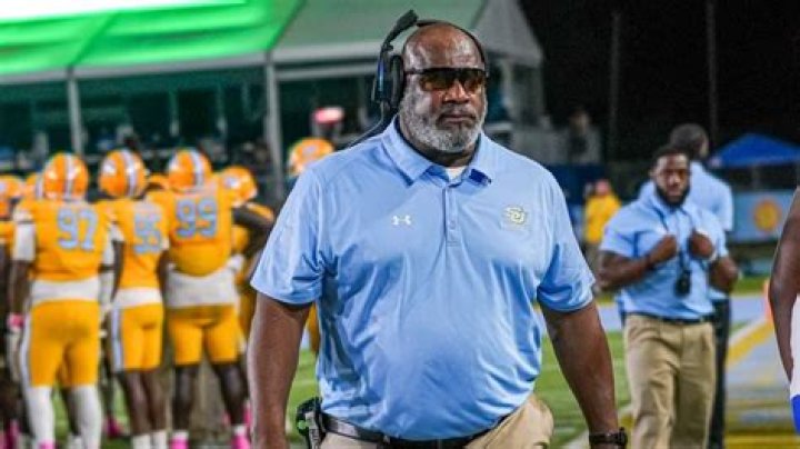 Fred McNair Biography, Age, Height, Wife, Net Worth, Family