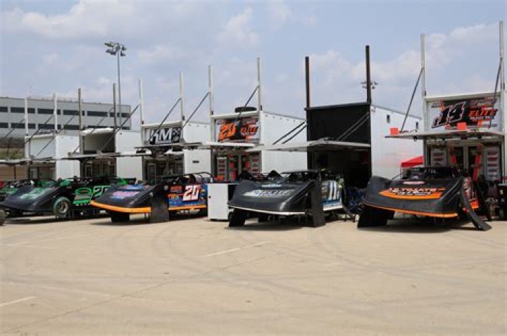 G. R. Smith Biography, Age, Height, Wife, Net Worth, Family