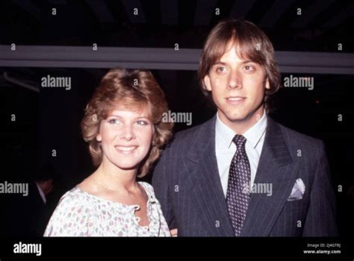 Gabriel Ferrer biografía, edad, altura, esposo, net worth, familia