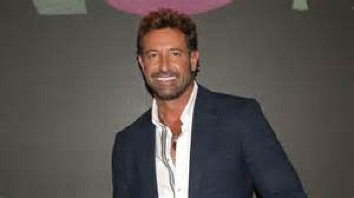 Gabriel Soto biografía, edad, altura, esposo, net worth, familia