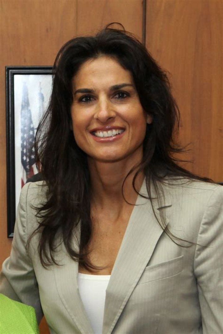 Gabriela Sabatini Biography, Age, Height, Husband, Net Worth, Family