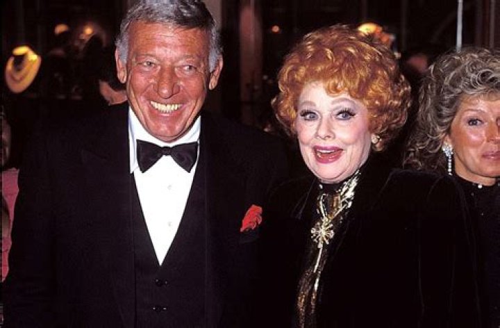 Gary Morton Biography, Age, Height, Wife, Net Worth, Family