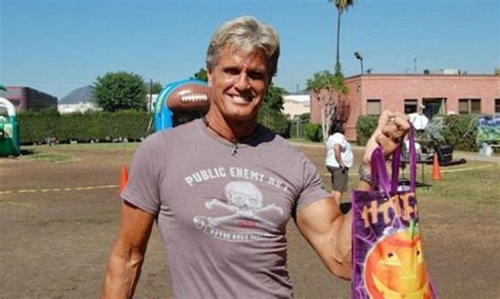 Gavin Smith (film studio executive) Biography, Age, Height, Wife, Net Worth and Family