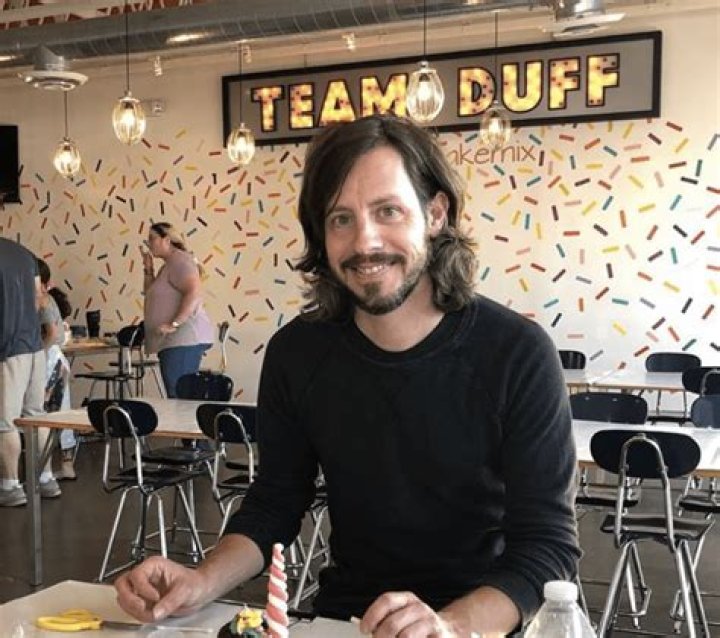 Geof Manthorne Biography, Age, Height, Wife, Net Worth, Family