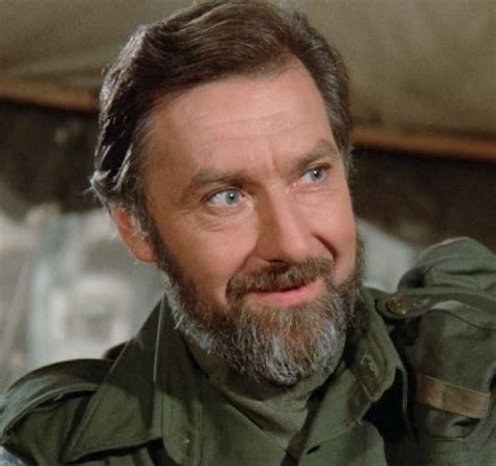 George Innes Biography, Age, Height, Wife, Net Worth, Family