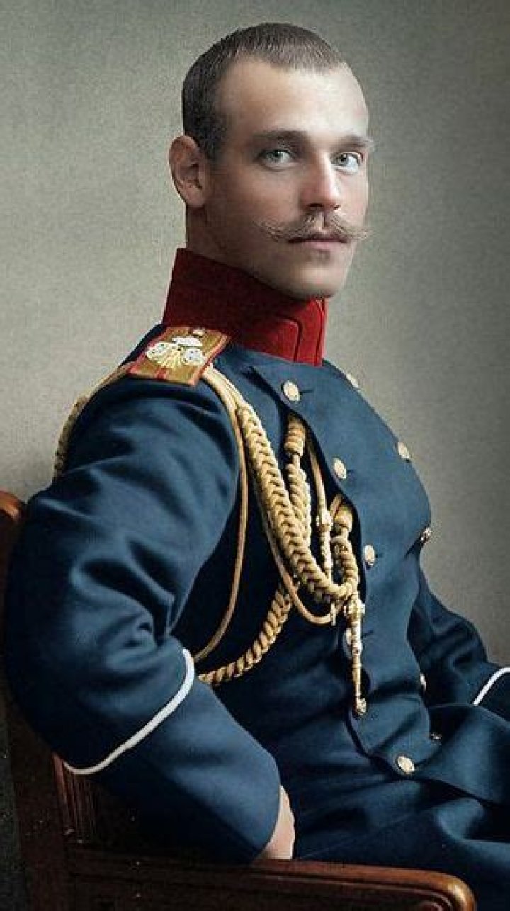 George Mikhailovich, Count Brasov biografía, edad, altura, esposo, net worth, familia