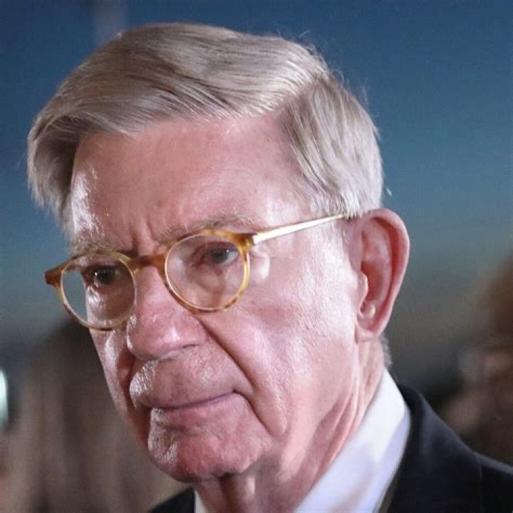 George Will Biography, Age, Height, Wife, Net Worth and Family