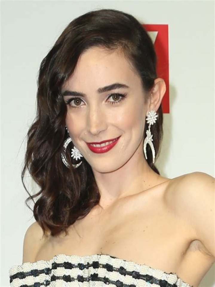 Geraldine Hakewill biografía, edad, altura, esposa, net worth, familia