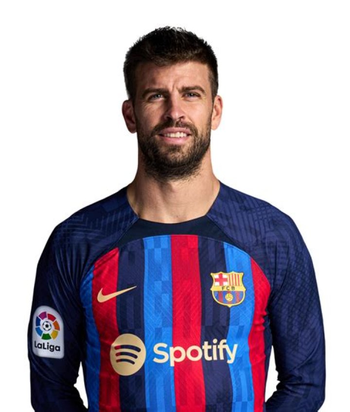 Gerard Piqué Biography, Age, Height, Wife, Net Worth, Family
