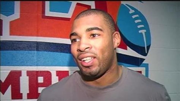 Gijon Robinson Biography, Age, Height, Wife, Net Worth, Family