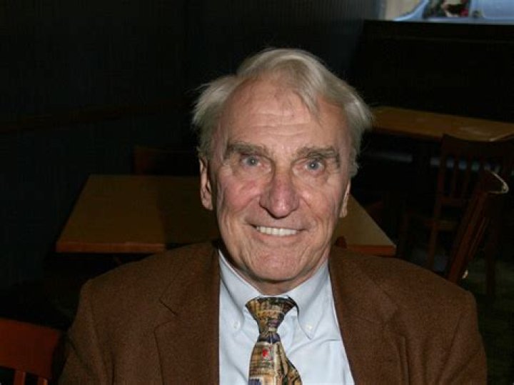 Gil Rogers Biography, Age, Height, Wife, Net Worth, Family