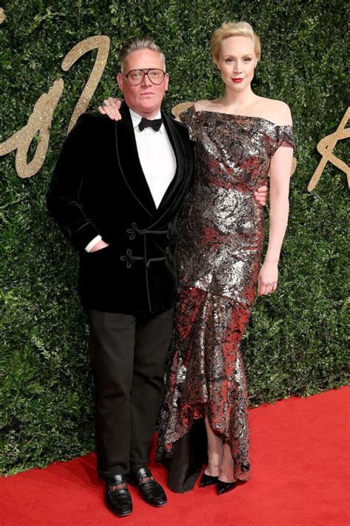 Giles Deacon biografía, edad, altura, esposo, net worth, familia