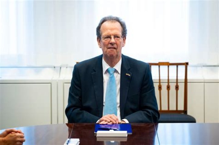 Gom van Strien Biography, Age, Height, Wife, Net Worth, Family